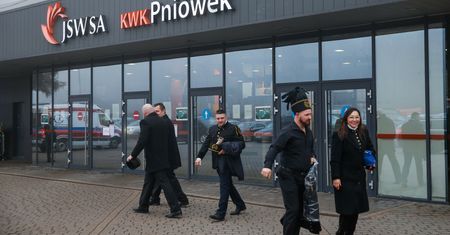 Nawet 11 tys. zł nagród dla górników z JSW. A wydobycie spada