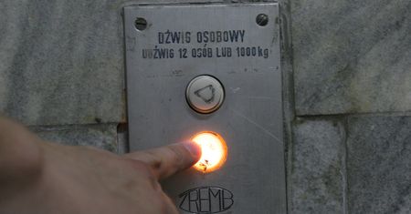 Mieszkańcy bloków muszą liczyć się z podwyżką czynszów. Opłaty za prąd w częściach wspólnych nie będą zamrożone
