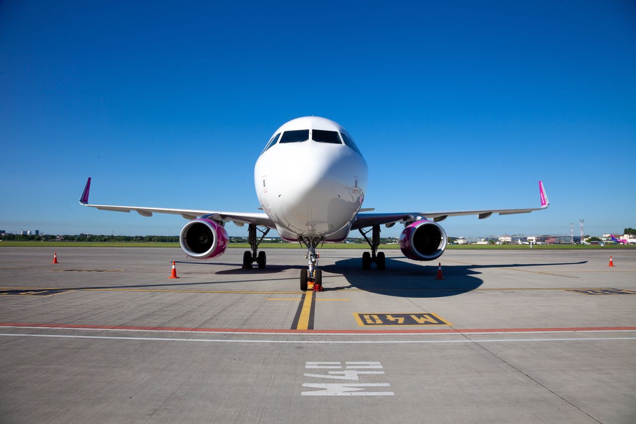 Wizz Air zawiesza aż 37 tras. Niepokojący powód