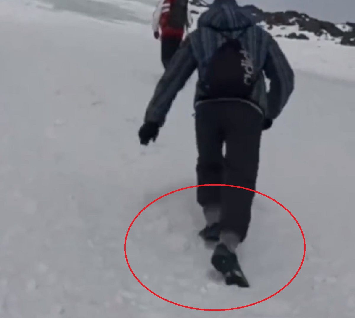 Tak wspinał się na Elbrus. Doszło do dramatu