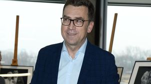 Na tym zarabia dziś Maciej Orłoś. Telewizja to tylko jedna strona
