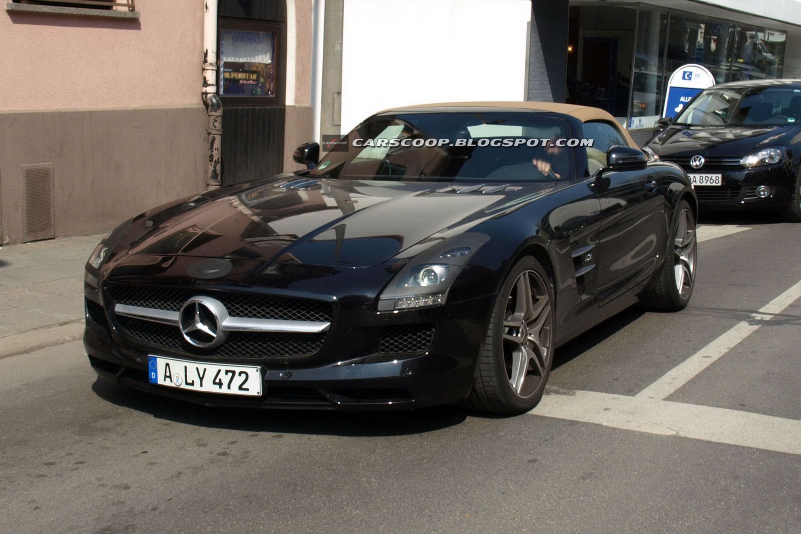 Mercedes SLS AMG Roadster 2012