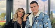 Dagmara Kaźmierska na kolacji z synem. Zmysłowa sukienka i kot na stole