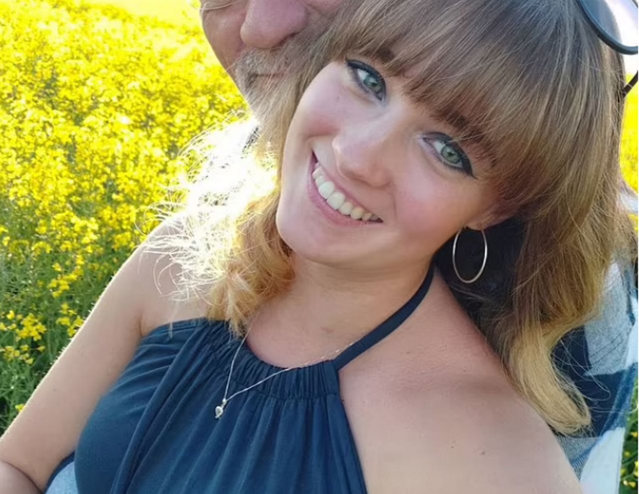 Różnica wieku w tym związku szokuje. Kobieta ciągle spotyka się z krytyką