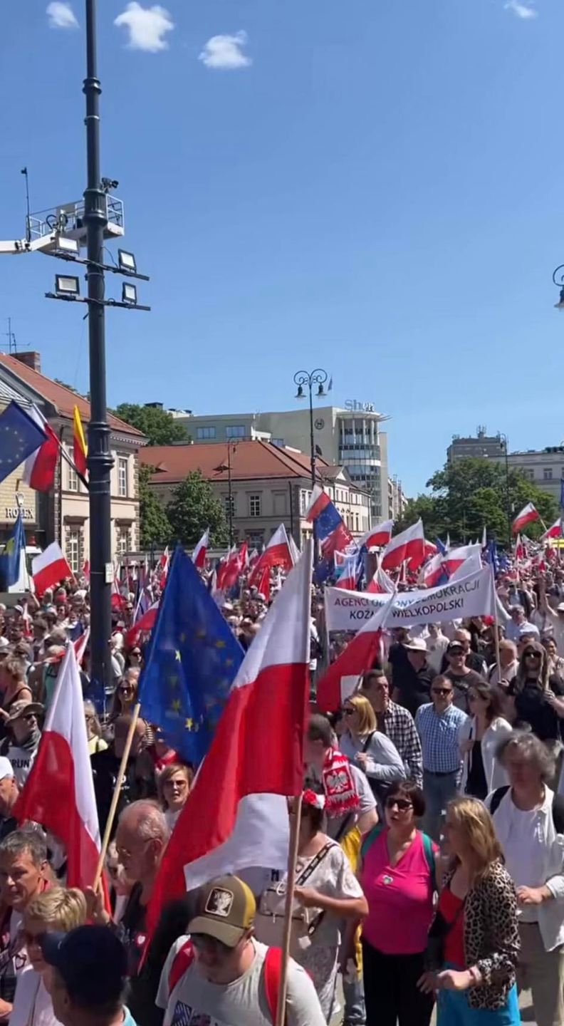 Relacja Kasi Tusk z marszu 4 czerwca