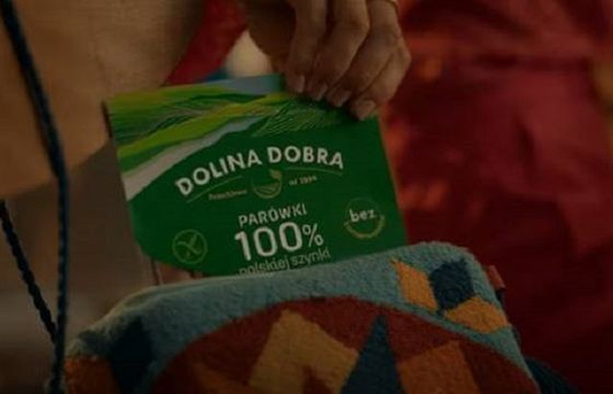 Dolina Dobra znów reklamuje parówki
