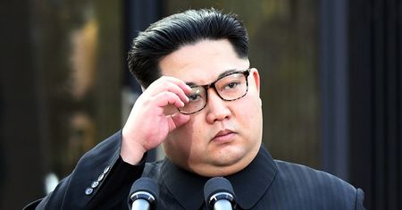 Korea Północna wydała rozkaz: Wbijać gwoździe w deski