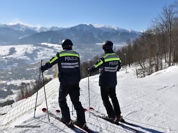 Narciarz miał 2,3 promila. Interwencja policji na stoku