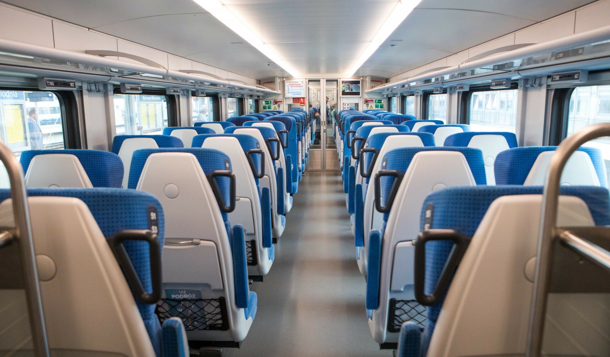 Wnętrze pociągu PKP Intercity ED160 (Flirt) 