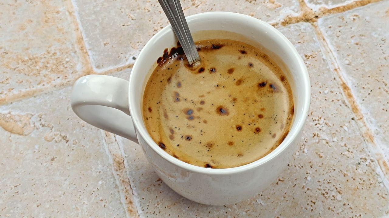 Dlaczego warto czasami zrezygnować z kawy?