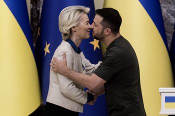 Klamka zapadła. UE pomoże Ukrainie. "Szybko i na dużą skalę"