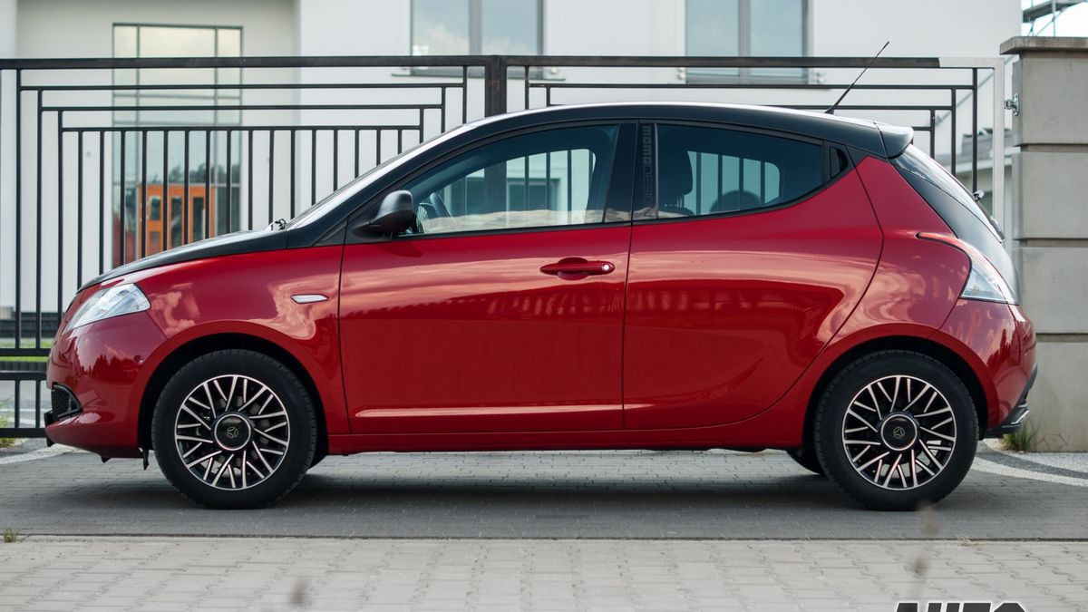 Lancia Ypsilon S 1,2 Momo Design - test [galeria] 1