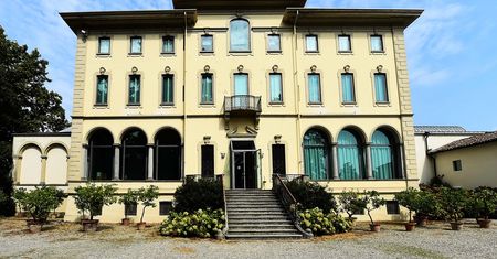 Akcja trwała trzy minuty. Włoska galeria okradziona