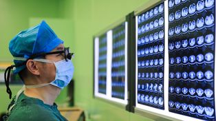 Nowy model AI przewiduje choroby z wyprzedzeniem 10 lat