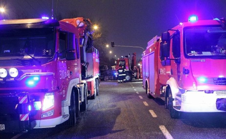 Pęknięcie muru w budynku na Pradze. Mieszkańcy obawiają sie katastrofy