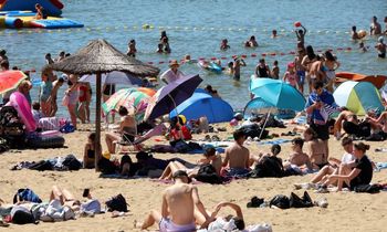 Grudziądz: Na plaży miejskiej w Rudniku charytatywnie zagrają muzycy. Będzie mnóstwo atrakcji, pokazy i darmowe kursy autobusu linii "R"