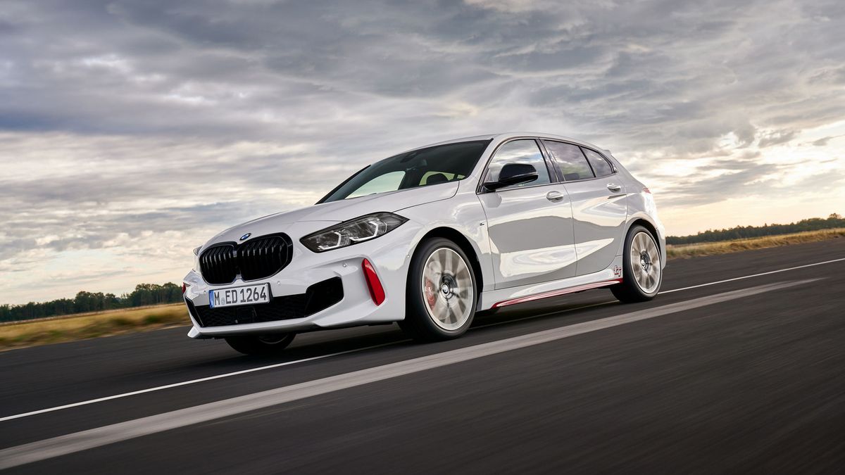 BMW 128ti robi setkę w 5,1 sekundy.