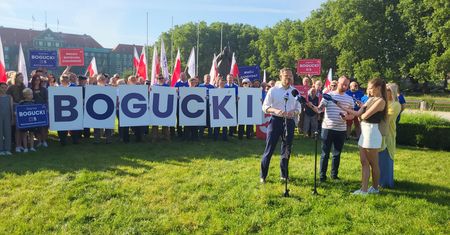Awantura na wiecu kandydata PiS. Doszło do przepychanek