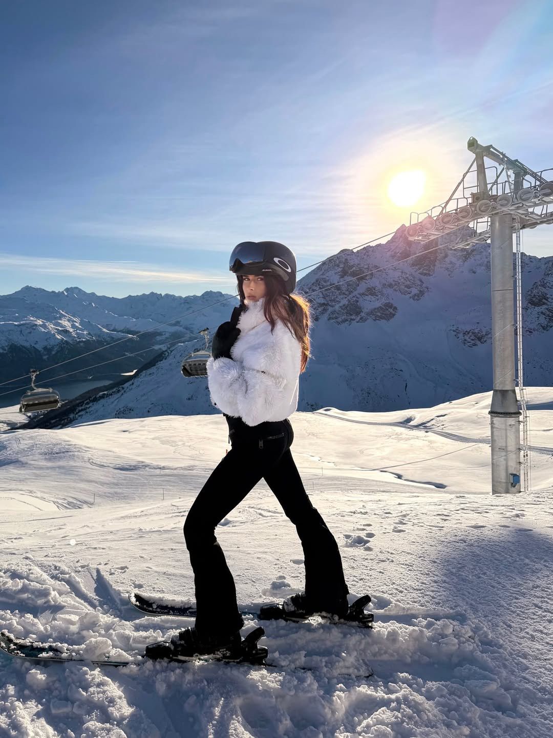 Roksana Węgiel zaliczyła instagramową sesję i glebę na stoku