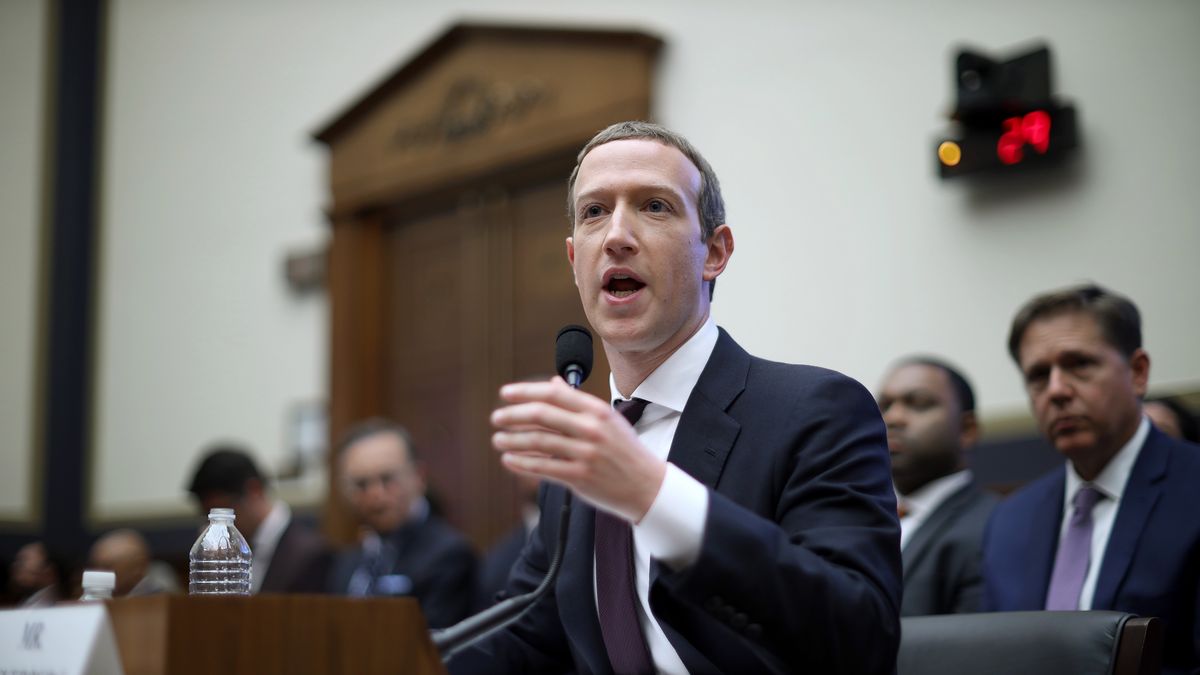 Mark Zuckerberg złożył zeznania w sprawie kryptowaluty Libra, fot. Getty Images