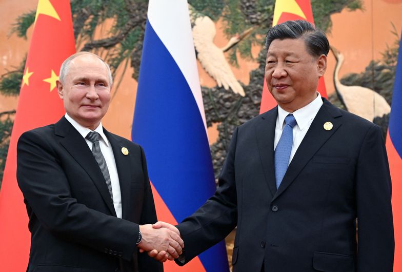 Xi Jinping gości Władimira Putina. Dyktator z Kremla kusi wielkimi inwestycjami