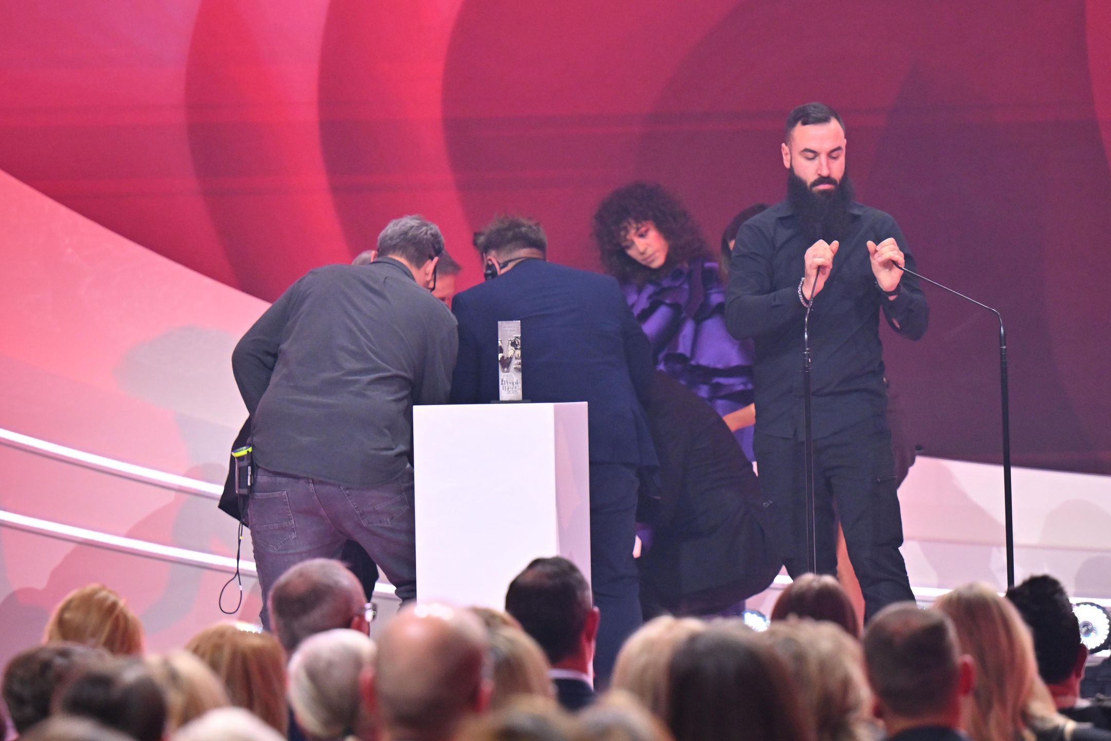 Ewa Bem upadła podczas Viva! People Power 2025 