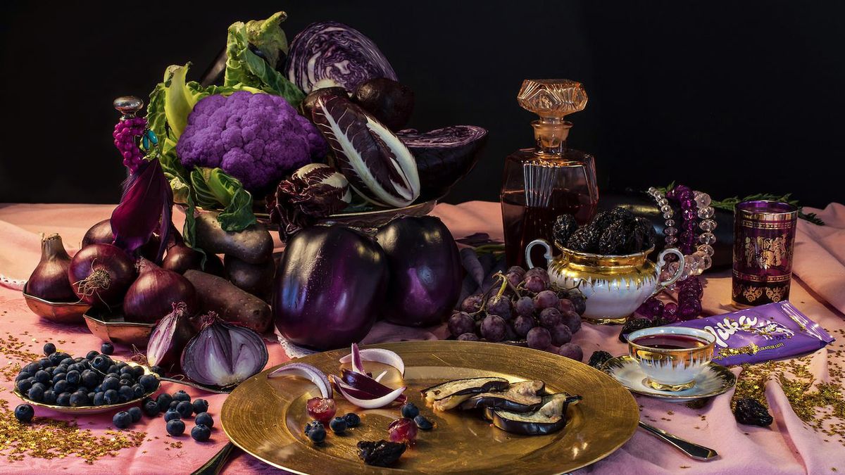 Celebryci mają naprawdę dziwne zwyczaje żywieniowe. Oto ich diety przedstawione jako klasyczna martwa natura 1