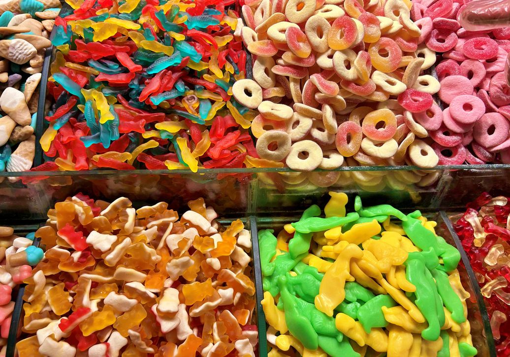 Sztuczne dodatki m.in. do słodyczy szkodzą jelitom