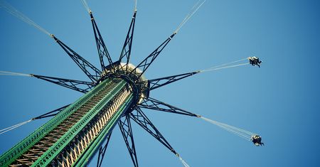 iPhone spadł z najwyższej karuzeli świata i nic mu się nie stało. Cuda się zdarzają?