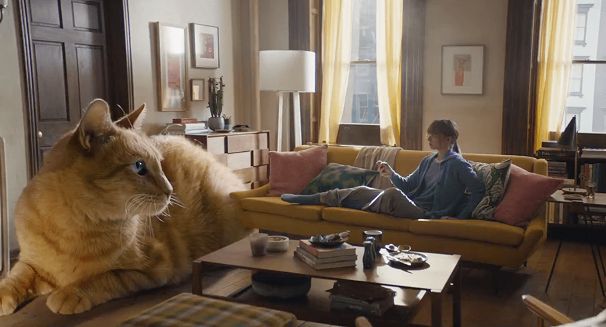 Gigantyczny kot, ogromne ciastko, niezwykle duże dziecko reklamują nowy iPhone XS (wideo)