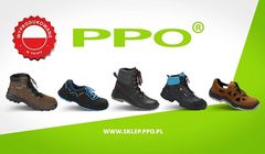 Kabaret Paranienormalni w reklamie butów produkowanych przez więźniów