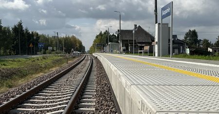 Baranów Sandomierski: Od 25 października pociągi zatrzymają się w Dąbrowicy Małopolskiej i Skopaniu. Nowe perony gotowe