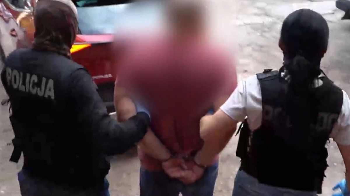 Zrzucił agresywnego mężczyznę do rzeki