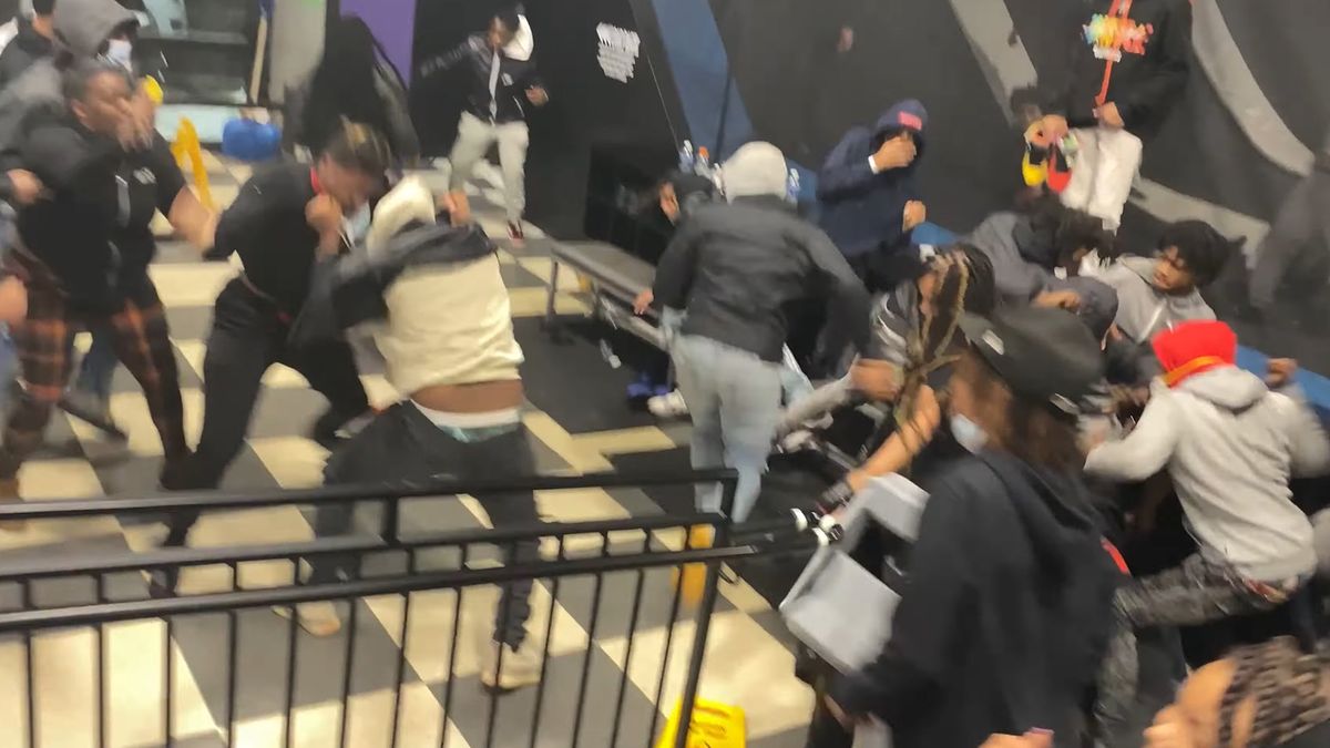 Awantura w parku trampolin