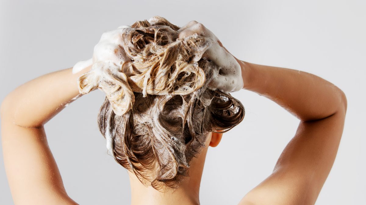 W kosmetykach sorbitol może być obecny w różnych produktach, takich jak szampony czy odżywki do włosów.