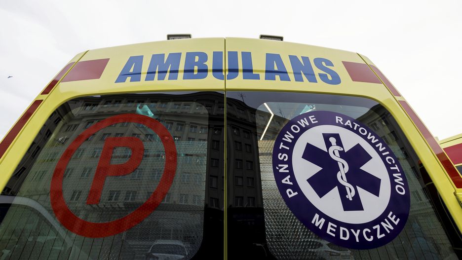 Karetki dla Rzeszowa i Krosna
30.01.2023 Rzeszow , Podkarpacki Urzad Wojewodzki . Przekazanie ambulansow i sprzetu dla dysponentow zespolow ratownictwa medycznego .
Fot. Patryk Ogorzalek / Agencja Wyborcza.pl
Fot. Patryk Ogorzalek / Agencja Wyborcza.pl
112, 999, ambulans, karetka, medycyna, medyk, na ratunek, pierwsza pomoc, pogotowie, pogotowie ratunkowe, pomoc, samochod, sluzba zdrowia, wojewodzka stacja pogotowia ratunkowego, zdrowie