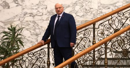 Łukaszenka idzie po siódmą kadencję. Analityk mówi o "operacji specjalnej"