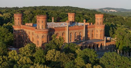 Pałac Marianny Orańskiej. Jego budowa pochłonęła równowartość trzech ton złota