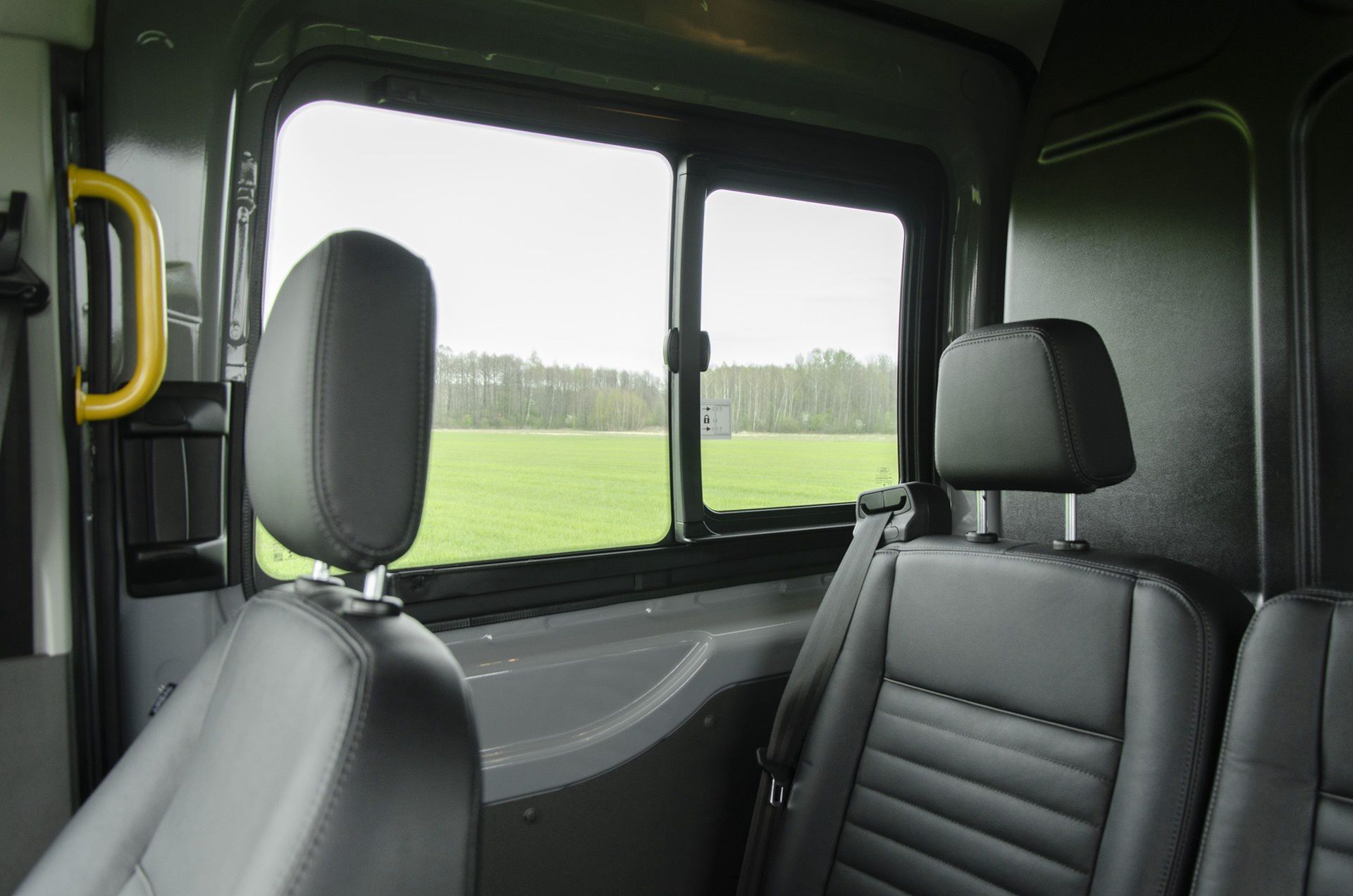 Ford Transit Trail (2023)