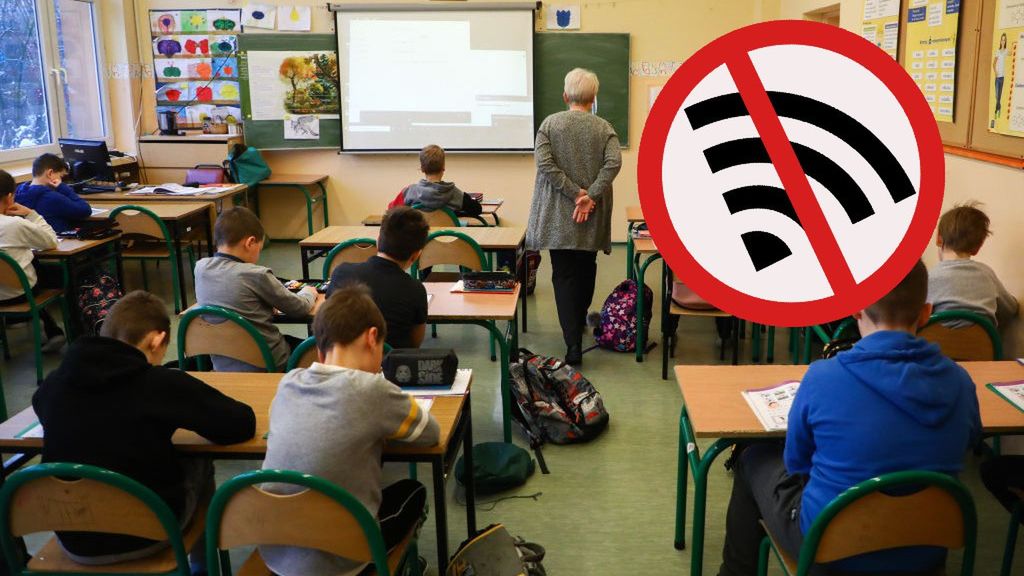 Uczniowie podczas lekcji w szkole