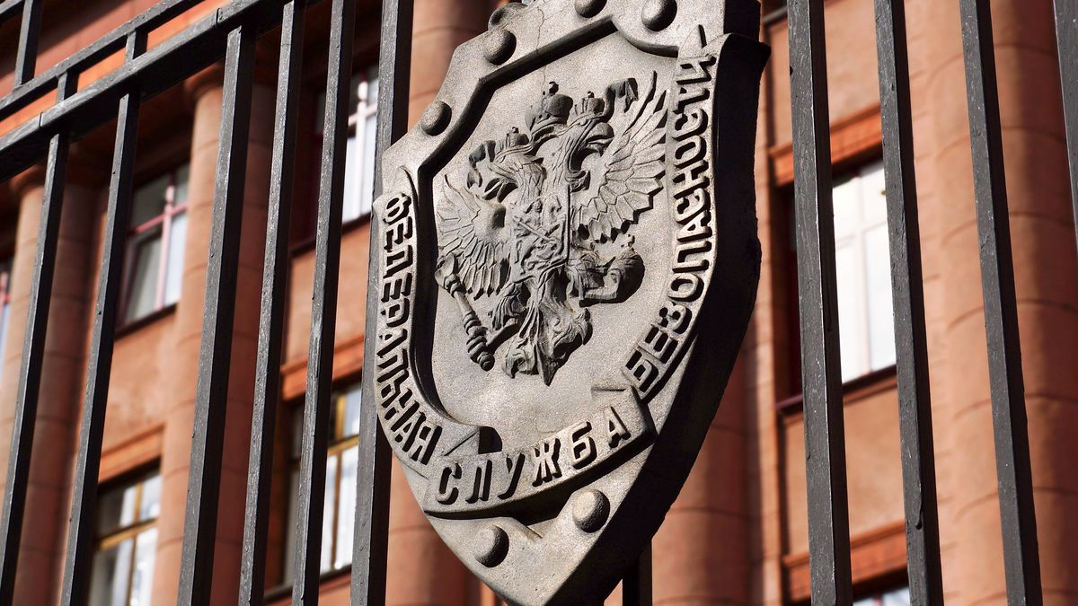 Nizhny Novgorod, Russia - September 14, 2019. The emblem of the FSB of Russia on the fence at the headquarters building.Russia, emblem, federal security service, FSB, power, security, control, reliability, protection, state, pride, Nizhny Novgorod, fence, close-up, russia, emblem, federal security service, fsb, power, security, control, reliability, protection, state, pride, nizhny novgorod, fence, close-up