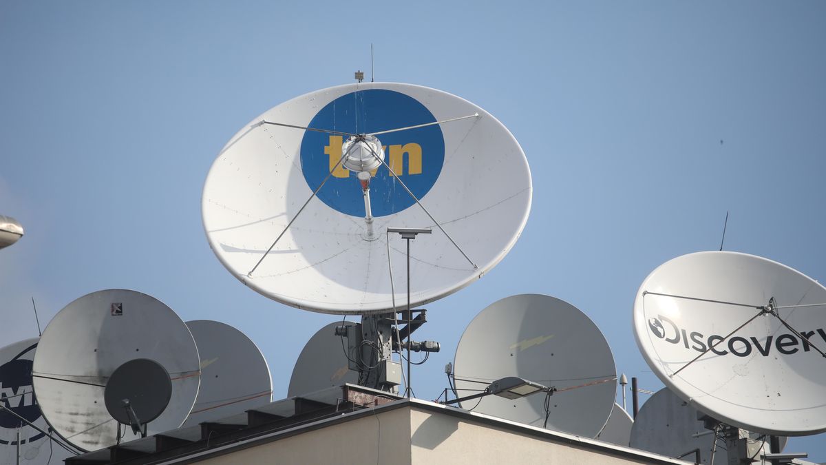 siedziba TVN
Albert Zawada
architektura, budynek, gmach, konferencja, miasto, PiS, polityka, prasowa, siedziba TVN, telewizja, ul. Wiertnicza, logo TVN, antena satelitarna, anteny satelitarne