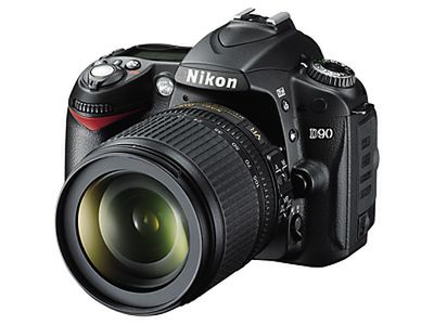 Nikon D90 dwa lata czekał na swojego następcę