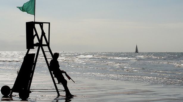 Sony Xperia go - wodoodporne smartfony testowane przez ratowników MOPR 1