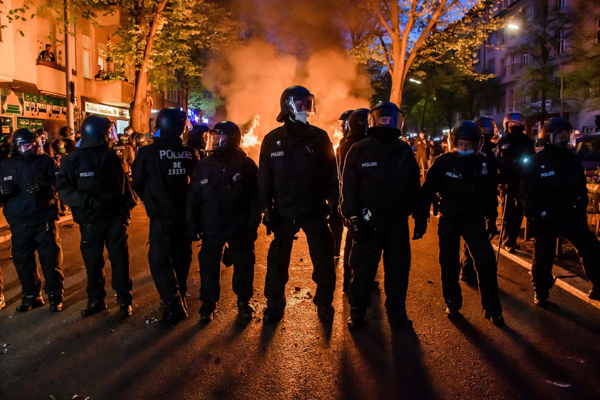 Niemcy. Zamieszki z policją finałem pierwszomajowej demonstracji