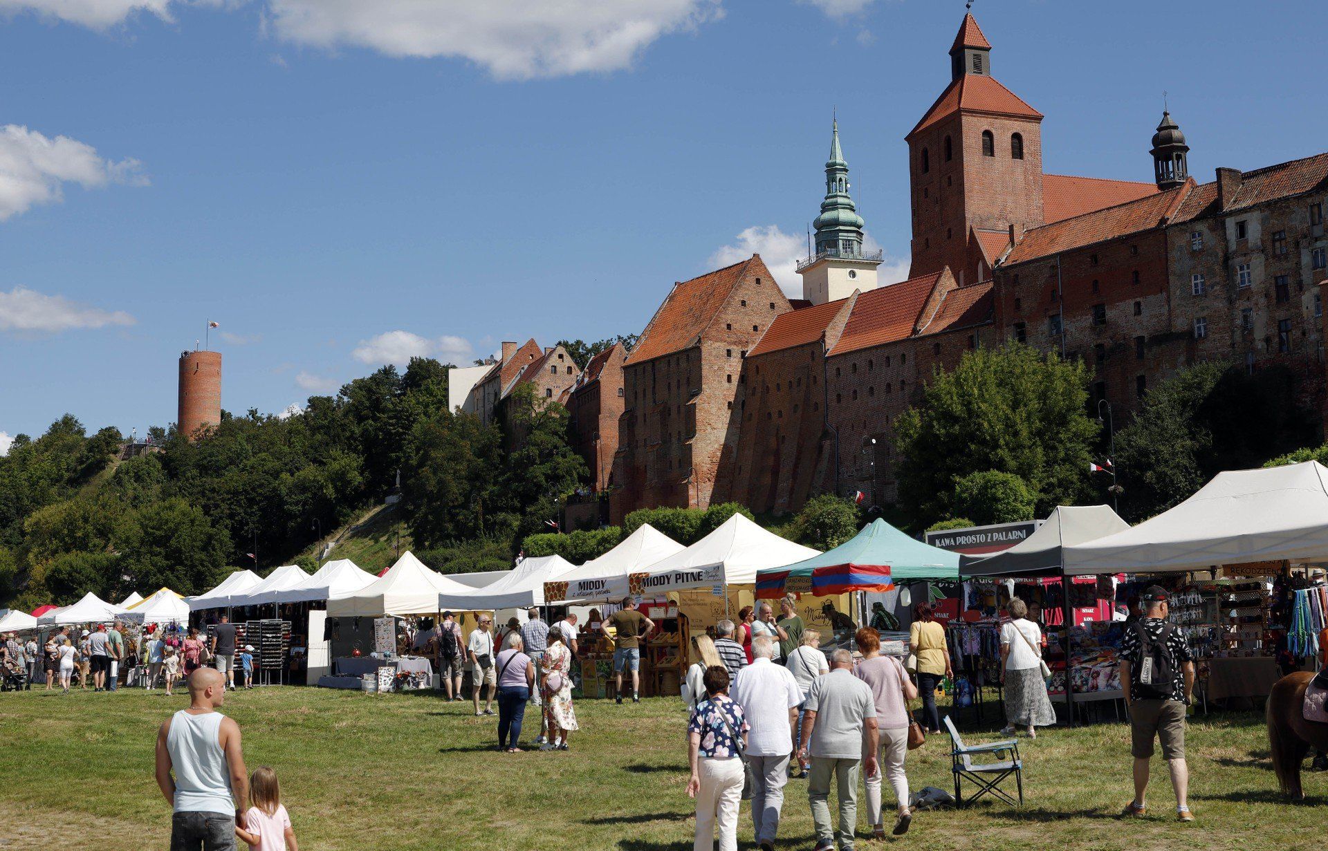 Jarmark Nadwiślański na błoniach w Grudziądzu