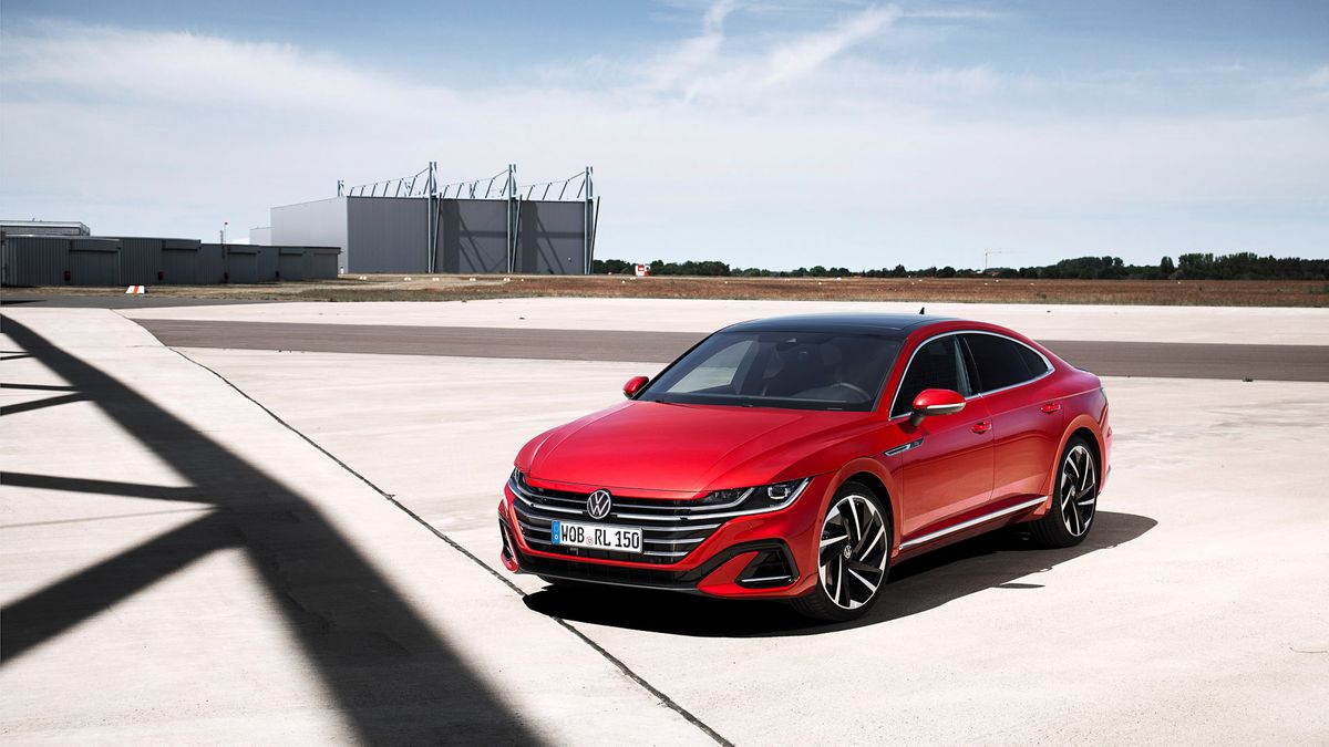 Klienci decydujący się na Arteona dostali właśnie możliwość wyboru napędu hybrydowego.