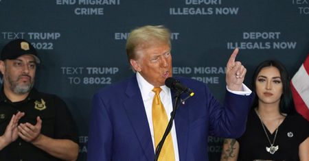 Trump na celowniku hakerów. Wypłynęły poufne dane?