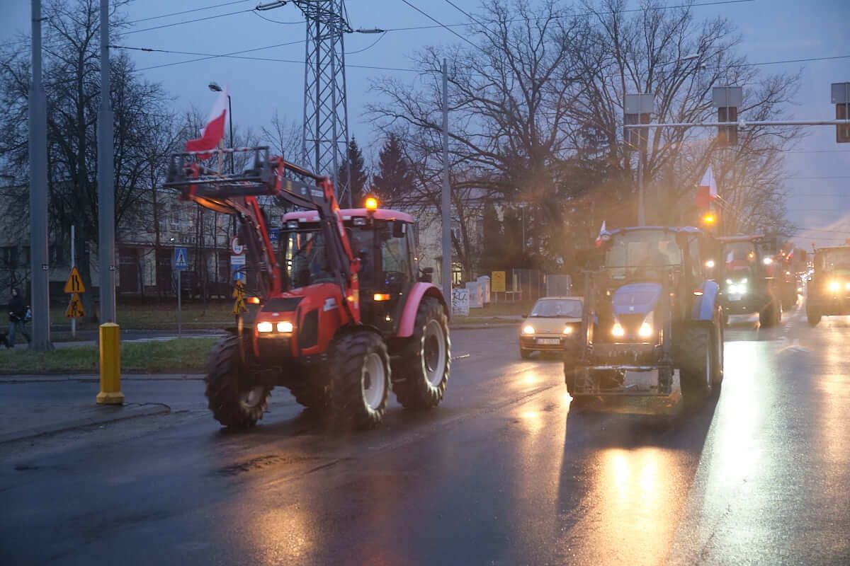 Spontaniczny przejazd rolników do centrum Lublina