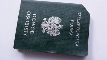 Masz w domu stary dowód? Nie wyrzucaj go